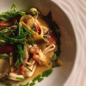 切什梅卡尔农酒店